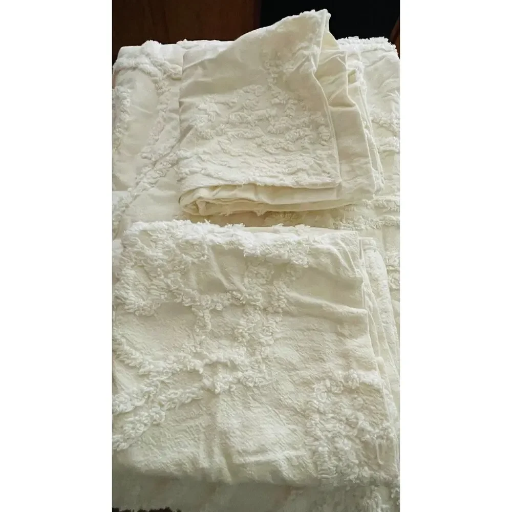 Madison Park Cecily King Cal King Duvet Cover Set Ivory Tufted Chenille NWT